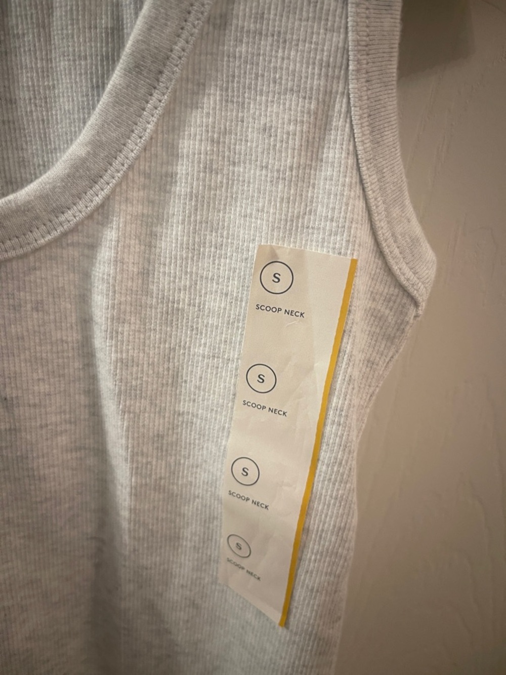 Universal Thread Women’s Light Gray Tank Top - Picture 4 of 4